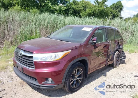 2016 Toyota Highlander Xle V6 z USA, uszkodzony, nr VIN 5TDJKRFH8GS330184